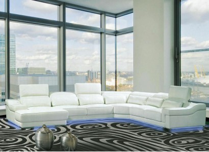 Элегантный кожаный угловой диван в белом цвете в стиле модерн