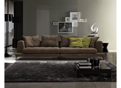 Премиальный четырех местный диван в итальянском стиле
