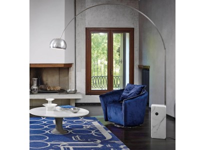 Чудесное дизайнерское кресло в итальянском стиле