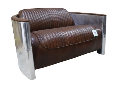Винтажный стильный двухместный диван с алюминиевыми вставками