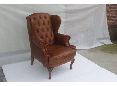 Винтажное крылатое кресло из кожи в стиле Честерфилд