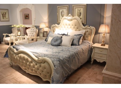 Изящная и роскошная двуспальная кровать Честерфилд