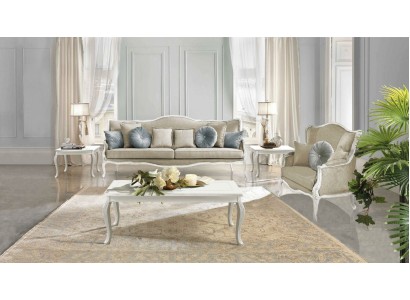 Элегантный классический 3-х местный диван в стиле барокко с изящными ножками