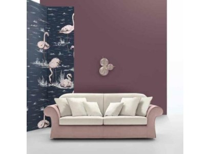 Восхитительный трехместный розовый диван для гостиной комнаты
