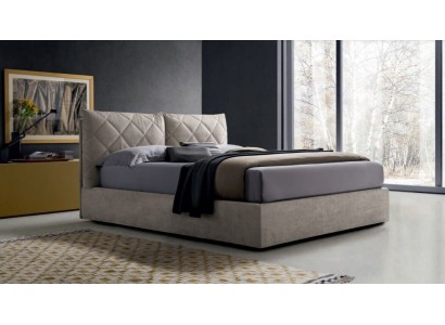 Шикарная дизайнерская двуспальная кровать с красивым мягким изголовьем