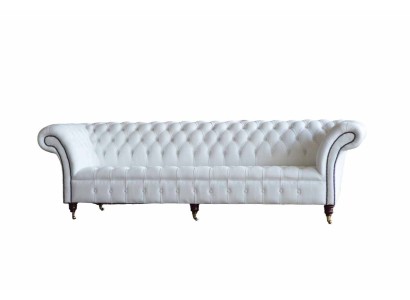 Безупречный 4-х местный белый диван честерфилд для гостиной комнаты