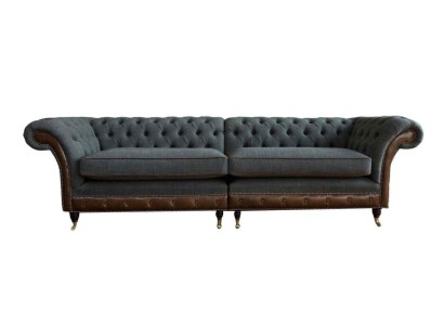 Четырехместный серый диван честрфилд в английском дизайне