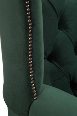 Актуальное "крылатое" кресло честерфилд в люксовой текстильной обивке