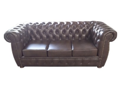 Благородный большой трехместный коричневый диван честерфилд