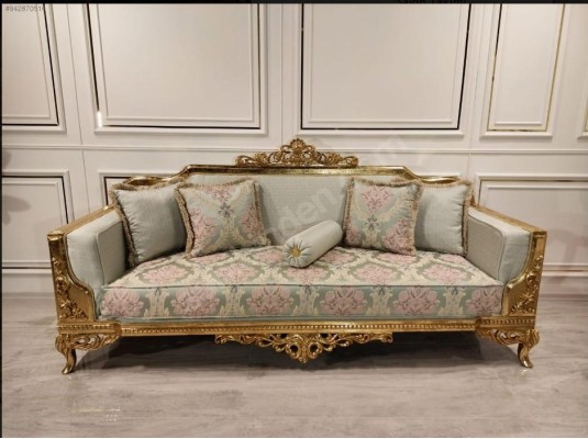 Klassischer Dreisitzer Couch Barock Beige 3er Sofa Couchen Möbel Sofas