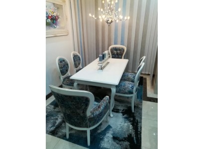 Дизайнерский гарнитур для утонченной столовой комнаты в изысканном стиле в комплекте стол и 4 стула