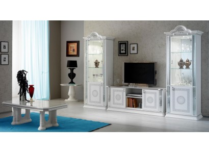 Великолепный гостиный комплект мебели в белоснежном цвете с серебряным оформлением лучшего качества