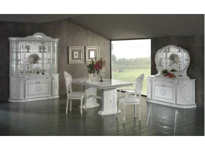 Классический кухонный сет выполненный в благородном белом цвете