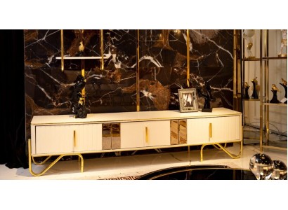 Белый сервант в современном стиле для гостиной с дизайнерскими золотыми ручками и зеркальными оригинальными вставками