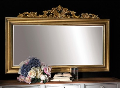 Дизайнерское большое зеркало в золотом обрамлении из натурального дерева в классическом итальянском стиле 
