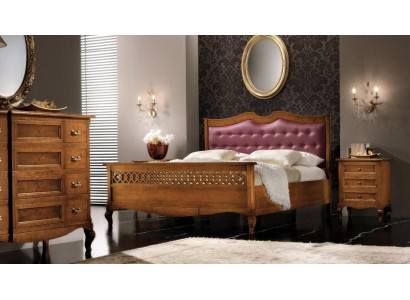 Двуспальная кровать честерфилд в классическом стиле 
