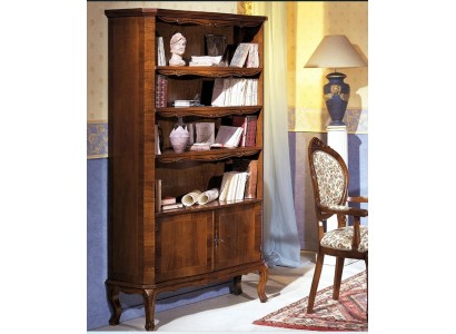 Элегантный книжный шкаф в итальянском классическом стиле для кабинета