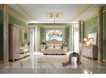 Изысканный роскошный спальный гарнитур в классическом стиле в нежно-бежевом цвете из 6-ти предметов интерьера