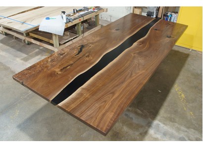 Деревянный дизайнерский эпоксидный стол 