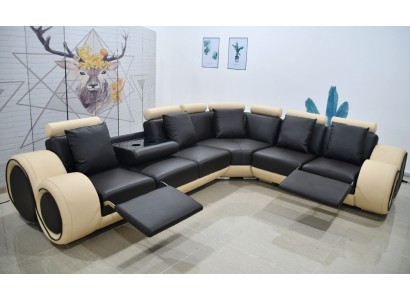 L образный угловой диван в хорошем дизайнерском стиле 