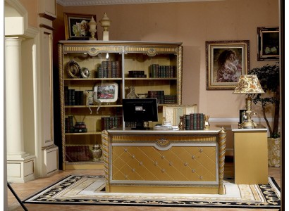 Классический комплект мебели для офиса золотого оттенка состоящий из 3 предметов мебели 
