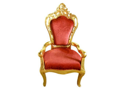 Великолепный красный стул с изумительной текстурой ткани и с растительными декоративными элементами золотого оттенка 