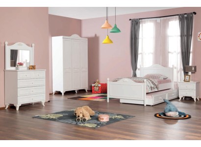 Изящный комплект мебели для детской комнаты с удобной кроватью и вместительным шкафом 