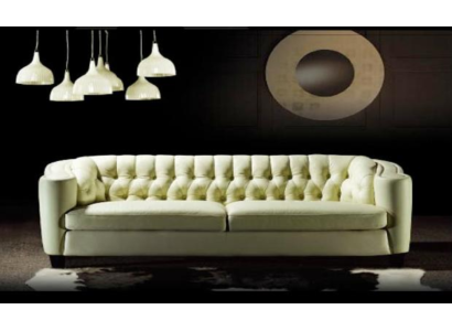 Роскошный современный 4-х местный диван белого цвета из искусственной кожи 