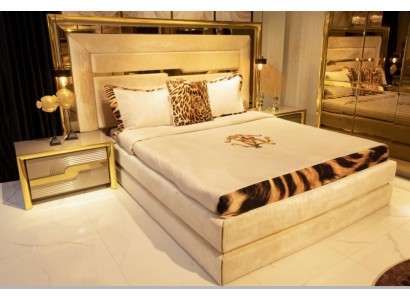 Бело-золотой спальный комплект европейского производства в стиле модерн