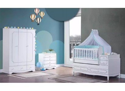 Комплект мебели из премиальных материалов для новорожденных деток в современном дизайне и белой расцветке из 3-х изделий кроватки комода и шкафчика