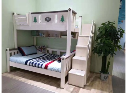 Двухъярусная кровать для детской спальни в современном дизайне 