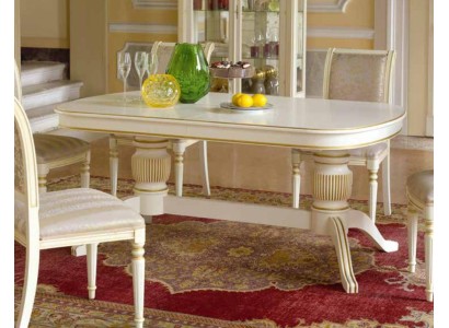 Дизайнерский белый обеденный стол с золотыми вставками в стиле борокко
