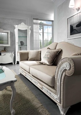 Classic s 9-piece living room set in the colors beige and white