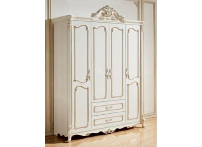 Белый деревянный шкаф для одежды в классическом стиле