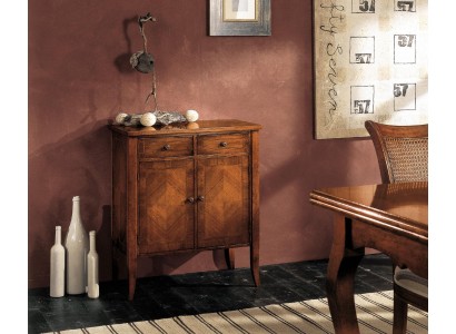 Безупречный деревянный комод для гостиной комнаты в аристократичном стиле