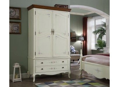 Бесподобный белый шкаф для спальни в стиле кантри
