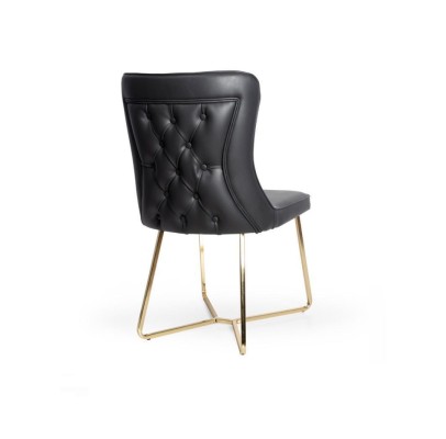 Восхитительный стул из черной кожи и деталей из нержавеющей стали
