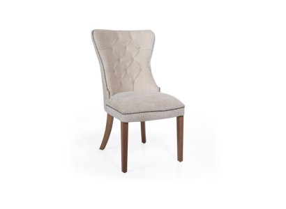 Отличный стул в белых оттенках из качественного материала