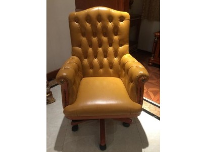 Стильное и современное кресло для руководителя в роскошном стиле Барокко Рококо отличается комфортом и элегантностью