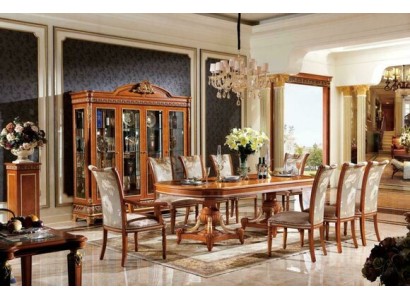 Аристократичный набор стульев в вашу гостиную для хороших застолий