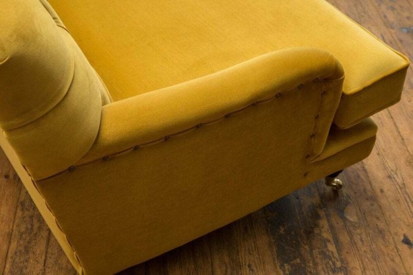 Gelbe Chesterfield Stoff Polster Dreisitzer Wohnzimmer Couch Design