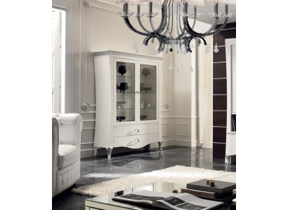 Белая витрина  современного дизайна сделан из дерево от производителей мебели Италии 