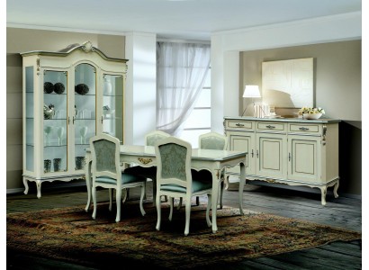 Изящный белый обеденный стол с 4мя стульями в комплекте от итальянского производителя мебели